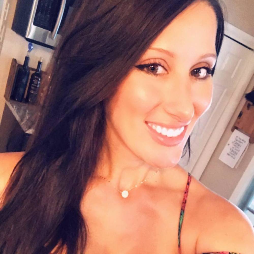 Meet your Posher, Hettie